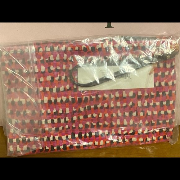 Kate spade on purpose bow wristlet pouch - Picture 3 of 3